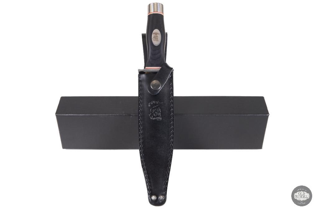 Bie Zumn Polished G10 Fixed Blade Knife with Leather Sheath: This Bie Zumn fixed blade knife features a polished G10 handle construction paired with a full tang blade design for strength and durability. Built as a compact fixed blade platform, it is