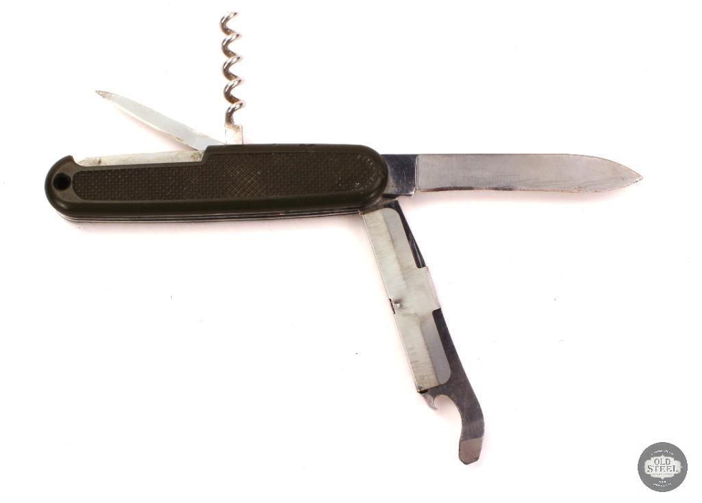 Victorinox Swiss Army Knife Bundeswehr Green, 3.25 Blade (Used) - 3