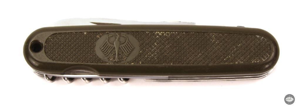 Victorinox Swiss Army Knife Bundeswehr Green, 3.25 Blade (Used) - 4