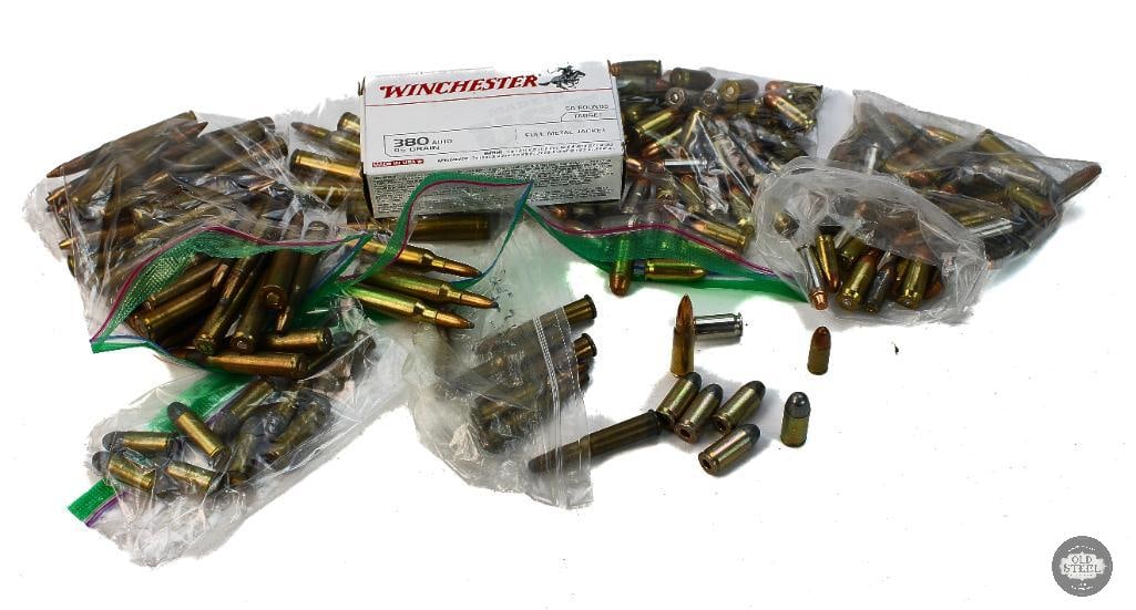 10lbs Mixed Ammunition: 10lbs Mixed Ammunition THIS ITEM IS AS PICTURED WITH NO FURTHER ATTACHMENTS. ALL SALES ARE FINAL. PLEASE REFER TO THE AUCTION DESCRIPTION, LOT #1 
