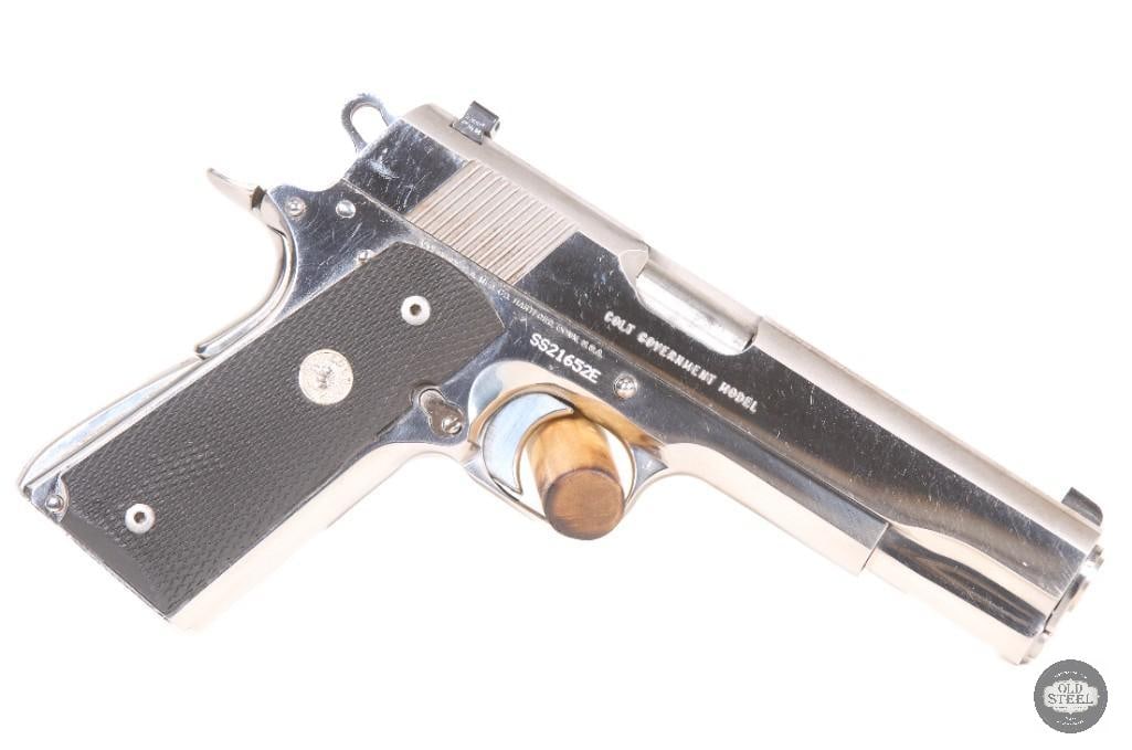 Colt 1911 MK IV Series 80 Government Model 45 ACP MFG 1997 W/ 2 Mags - 3