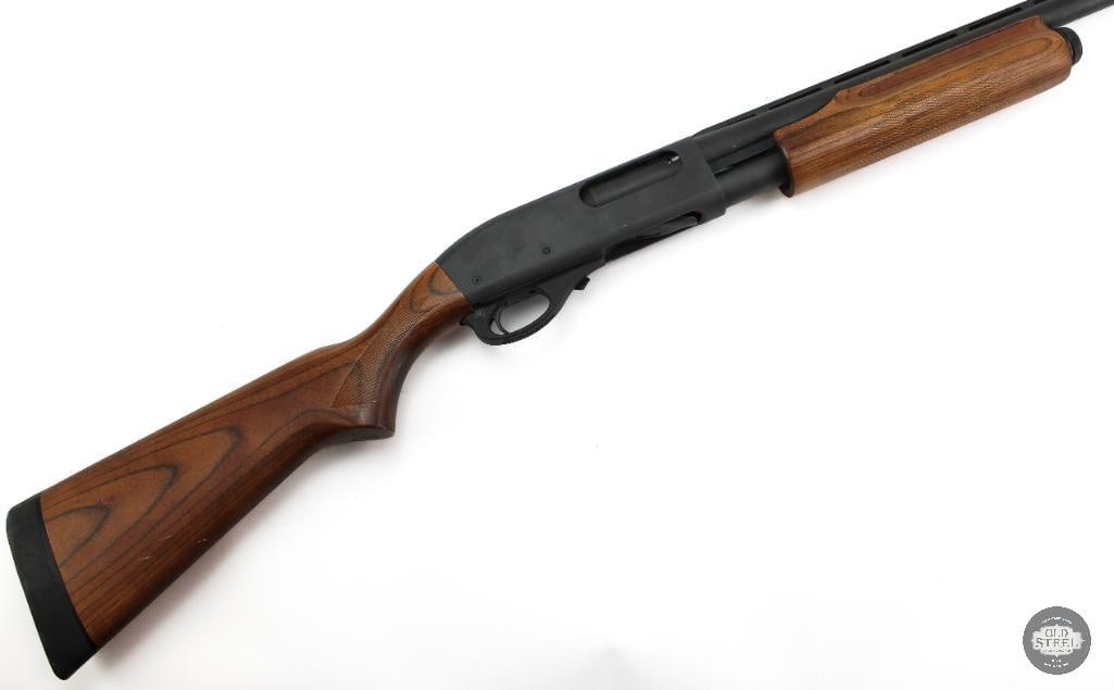 Remington 870 12 Ga 25.5" Vent Rib Barrel Wood Furniture: This Remington 870 is chambered in 12 gauge and features a 25.5-inch vent rib barrel with a 14-inch length of pull. Built on the legendary Remington 870 pump-action platform, it is widely respected fo