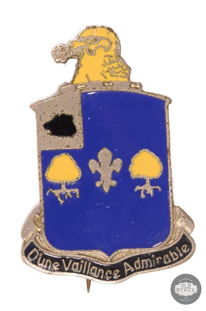 Pin for the U.S. Army's 39th Infantry Regiment: This is a vintage distinctive unit insignia (DUI) pin for the U.S. Army's 39th Infantry Regiment. The pin features a blue shield with a French motto "D'une Vaillance Admirable," translating to "Of