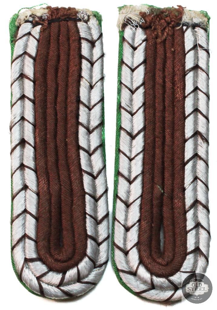 Original German Schutzpolizei Wachtmeister Shoulder Boards - WWII: Original German Schutzpolizei Wachtmeister Shoulder Boards - WWII THIS ITEM IS AS PICTURED WITH NO FURTHER ATTACHMENTS. ALL SALES ARE FINAL. PLEASE RE