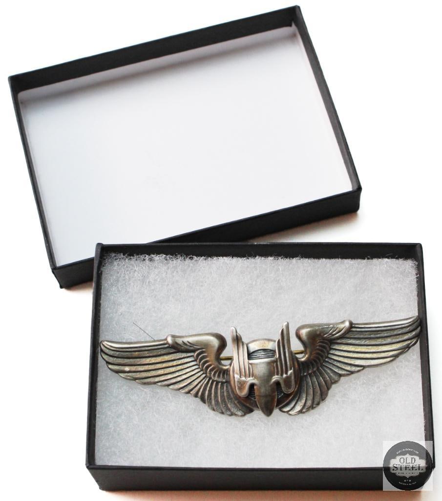 Original US Army Air Force Aerial Gunner Wings WWII - Silver: Original US Army Air Force Aerial Gunner Wings WWII - Silver THIS ITEM IS AS PICTURED WITH NO FURTHER ATTACHMENTS. ALL SALES ARE FINAL. PLEASE REFER TO THE AUCTION DESCRIPTION, LOT