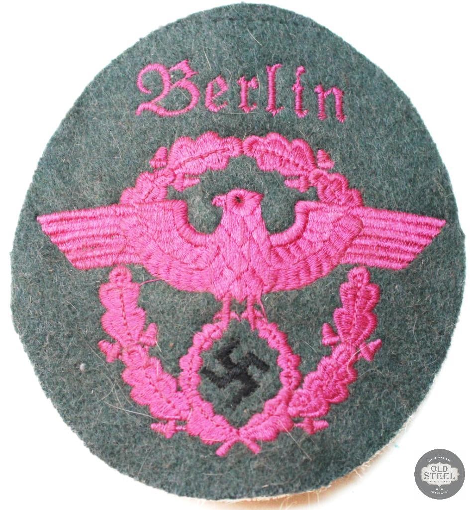 Original Feuerschutzpolizei Fire Police Sleeve Eagle Insignia Germany WWII: Original Feuerschutzpolizei Fire Police Sleeve Eagle Insignia Germany WWII THIS ITEM IS AS PICTURED WITH NO FURTHER ATTACHMENTS. ALL SALES ARE FINAL. PLEASE REFER TO THE AUCTION DESCRIPTION,
