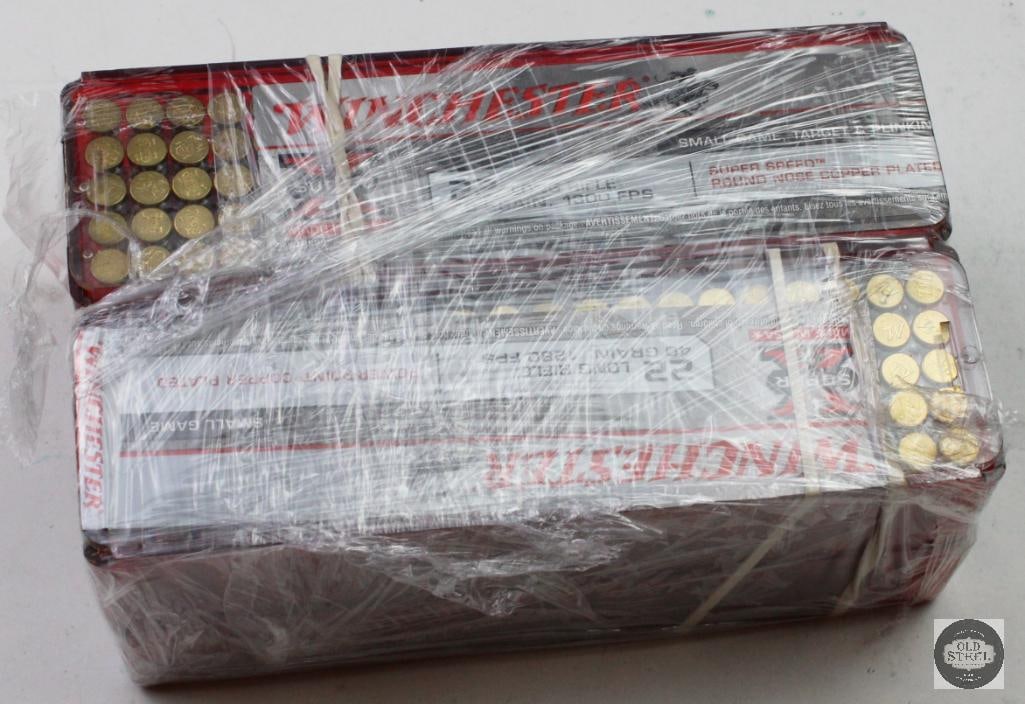 4 Boxes Winchester 22LR 40gr Ammunition - 400rds: 4 Boxes Winchester 22LR 40gr Ammunition - 400rds THIS ITEM IS AS PICTURED WITH NO FURTHER ATTACHMENTS. ALL SALES ARE FINAL. PLEASE REFER TO THE AUCTION DESCRIPTION, LOT #1 DESCRIPTION AND