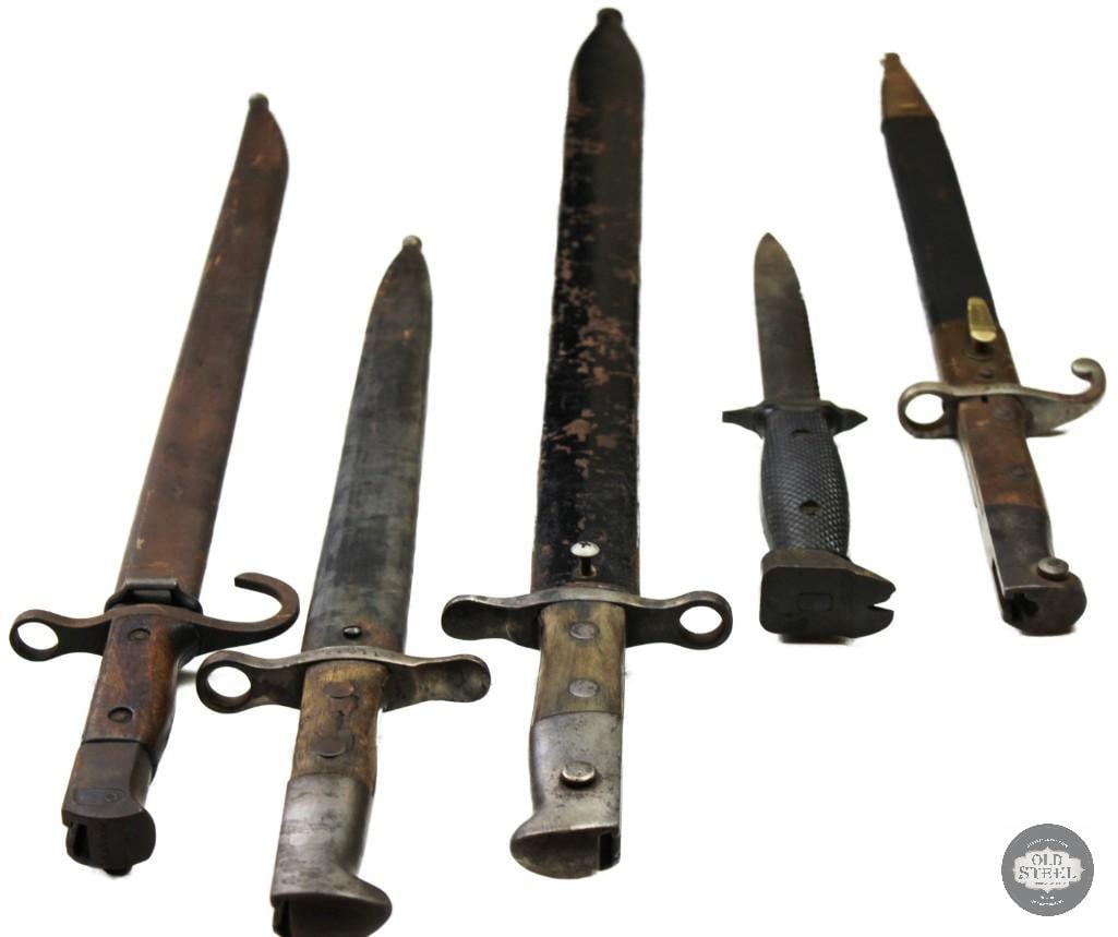 Assorted Bayonets (1 of 8)
