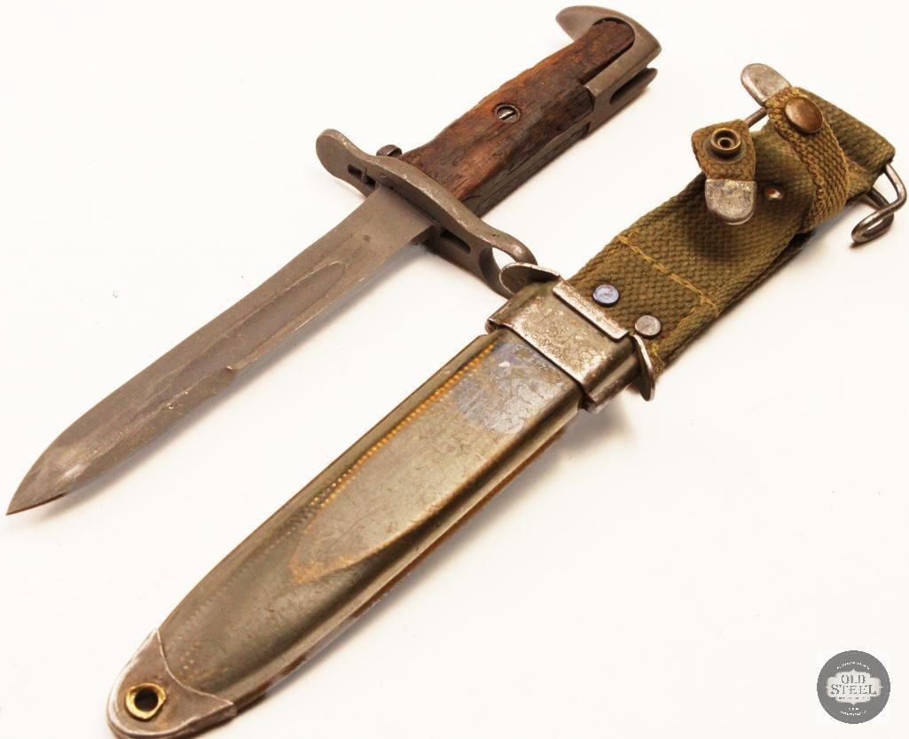 Collection of WWII-era Bayonets - 8