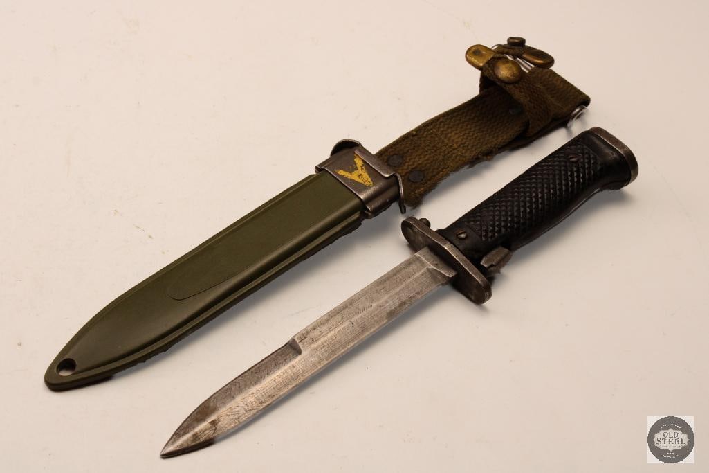 Collection of Vintage Bayonets and Scabbards - 15