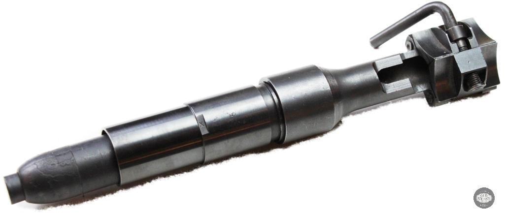 WWII German Mauser K98k Schiebecher (Gewehrgranatgerat): WWII German Mauser K98k Schiebecher (Gewehrgranatgerat) rifle grenade launcher cup attachment. It mounts directly onto the muzzle of a K98k.The clamping mechanism at the rear uses a distinct locking l