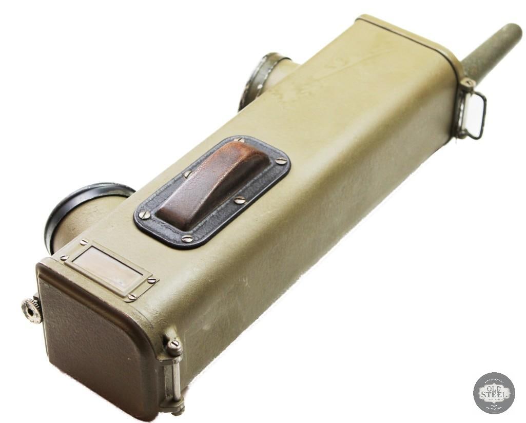 U.S. Army Signal Corps BC-611 hand held radio - 2