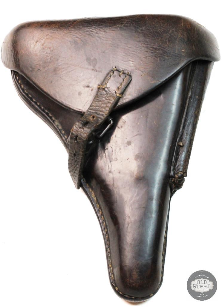Luger P.08 holster in brown leather: WWI german Luger P.08 holster in brown leather. The Holster was manufactured by kleinheinz in 1916 in Munchner. The Holster is complete though shows signs of issue and field use. The stitching ha
