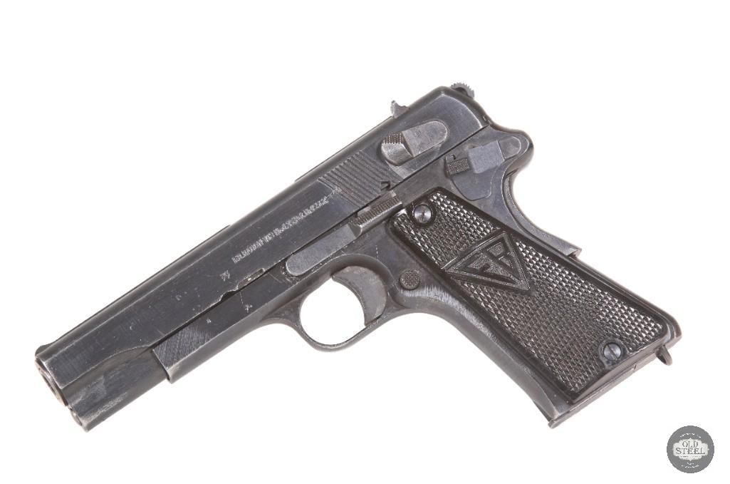 German-Proofed Polish VIS 35 Radom 9mm Pistol w/ Matching Numbers, Holster & Two Magazines - 3