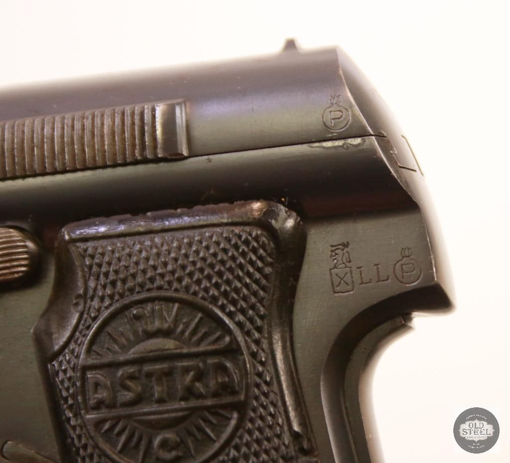 Astra 300 .380 ACP Pistol w/ WWII Bring-Back Papers & Documented Soldier History - 4