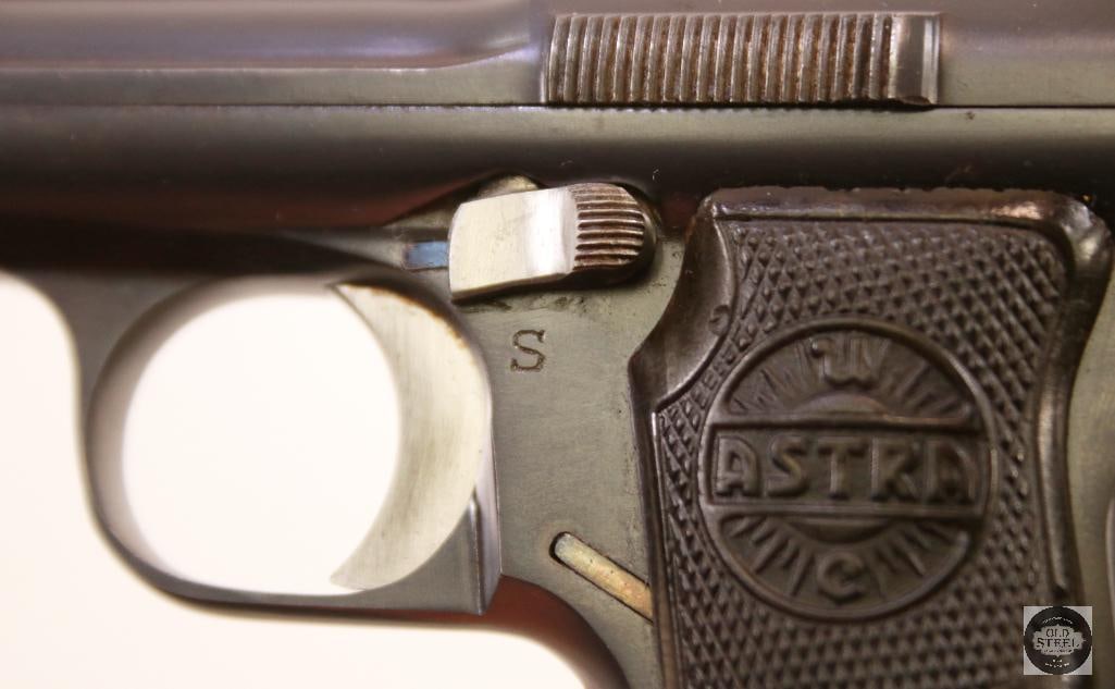 Astra 300 .380 ACP Pistol w/ WWII Bring-Back Papers & Documented Soldier History - 5
