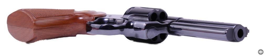 Colt Python .357 Magnum 4" Blued Revolver w/ Box, Papers & Near Mint Condition - 8