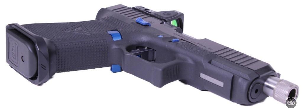 Glock 19 Gen 5 Custom w/ RMR, Wilson Barrel, Zev Magwell & Wilson Combat Stippling - 6