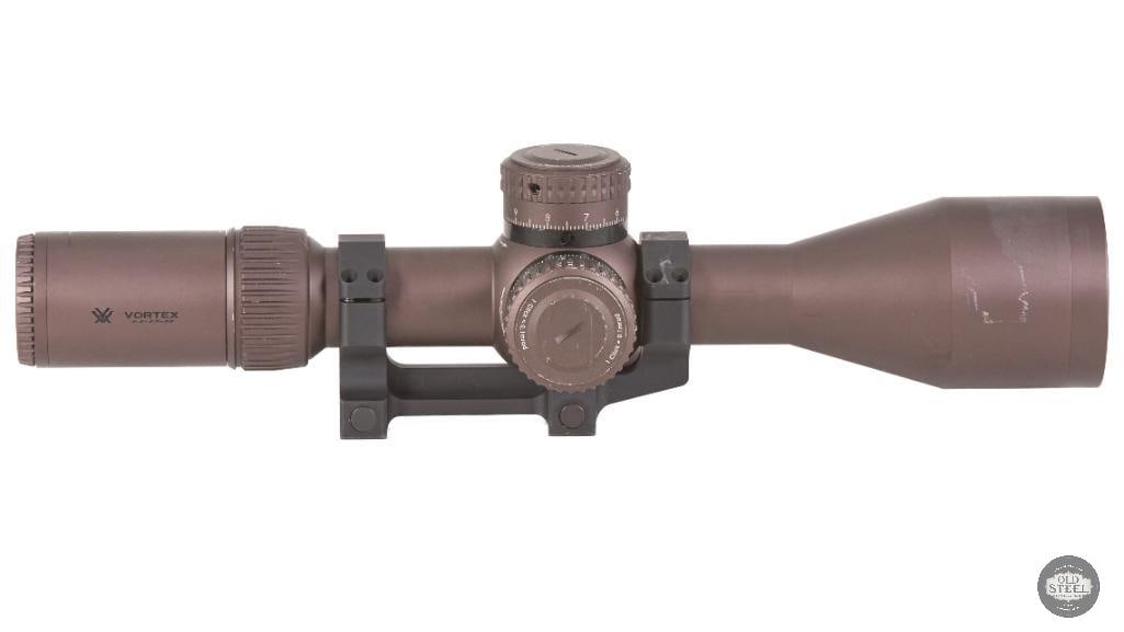 Vortex Razor HD 4.5-27x MRAD Christmas Tree Reticle Scope w/ Mount & Sunshade - 2