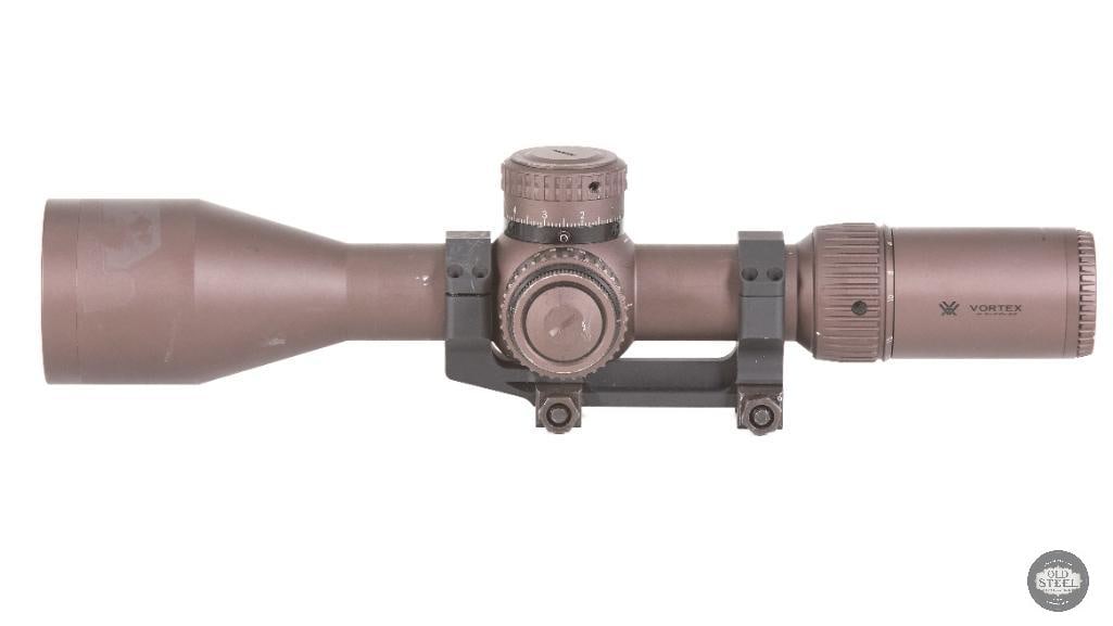 Vortex Razor HD 4.5-27x MRAD Christmas Tree Reticle Scope w/ Mount & Sunshade - 3