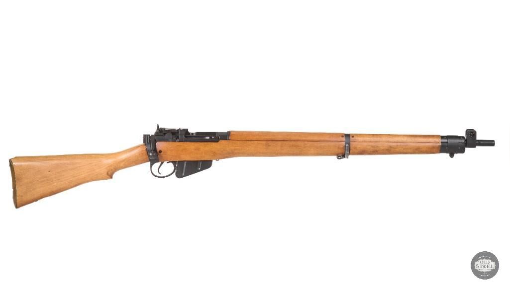 Fazakerley No.4 Mk2 .303 British MFG 1955 Matching Magazine, Excellent Condition: Offered in this lot is a beautiful Fazakerley Arsenal No.4 Mk2 chambered in .303 British, manufactured in 1955 during the final years of Lee-Enfield production. The No.4 Mk2 is widely regarded as the
