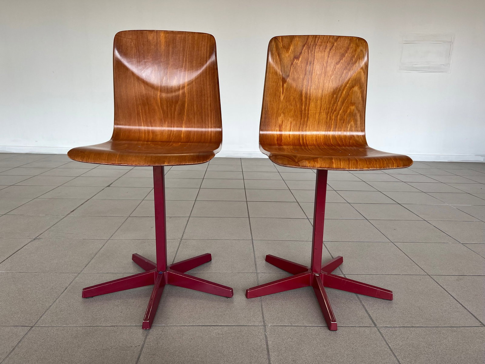 (6) PAGHOLZ SCHOOL CHAIRS BY ELMAR FLOTTOTO (1 of 12)