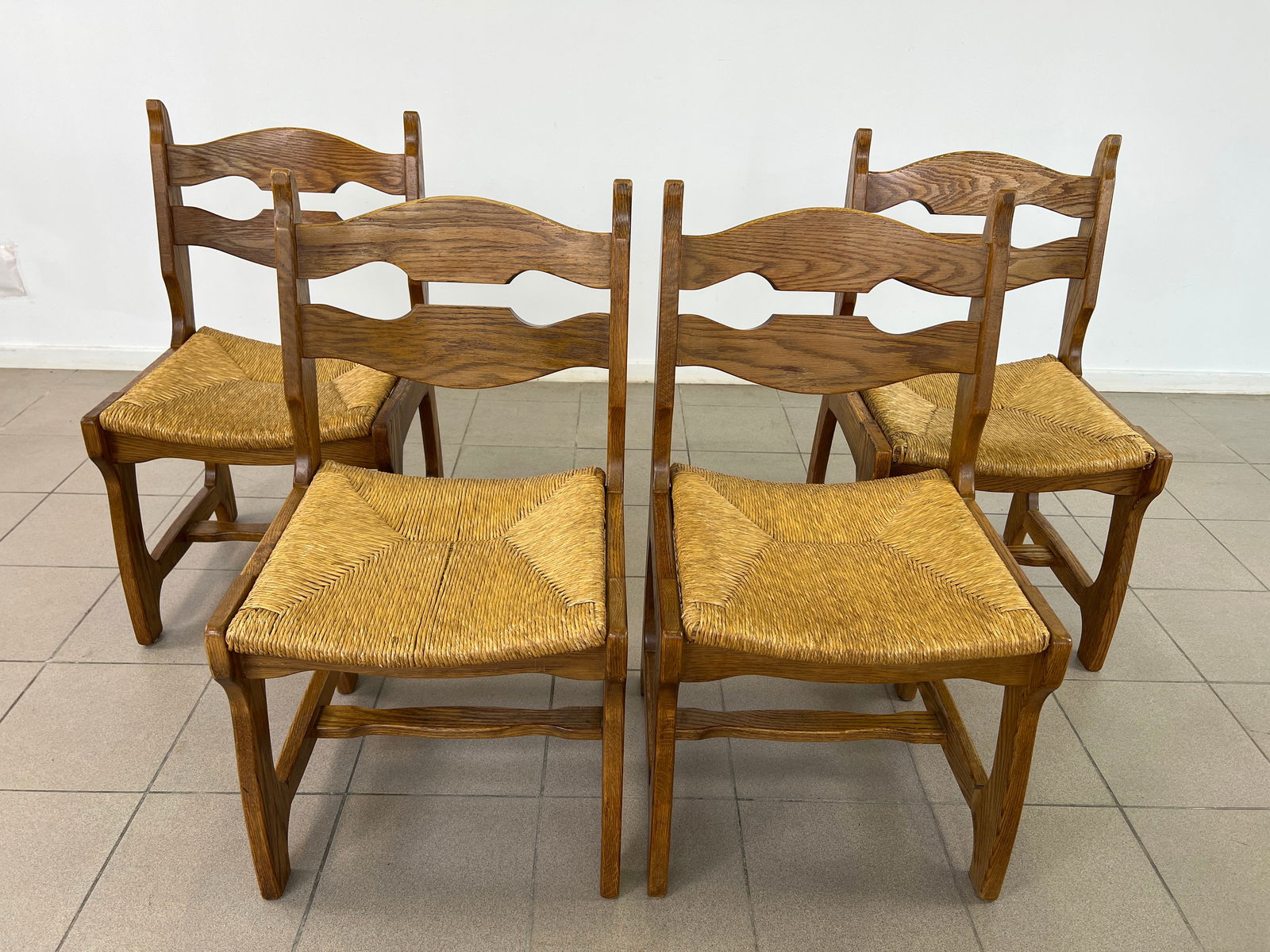 (4) GUILLERME ET CHAMBRON ATTR RAZOR BLADE CHAIRS (1 of 16)