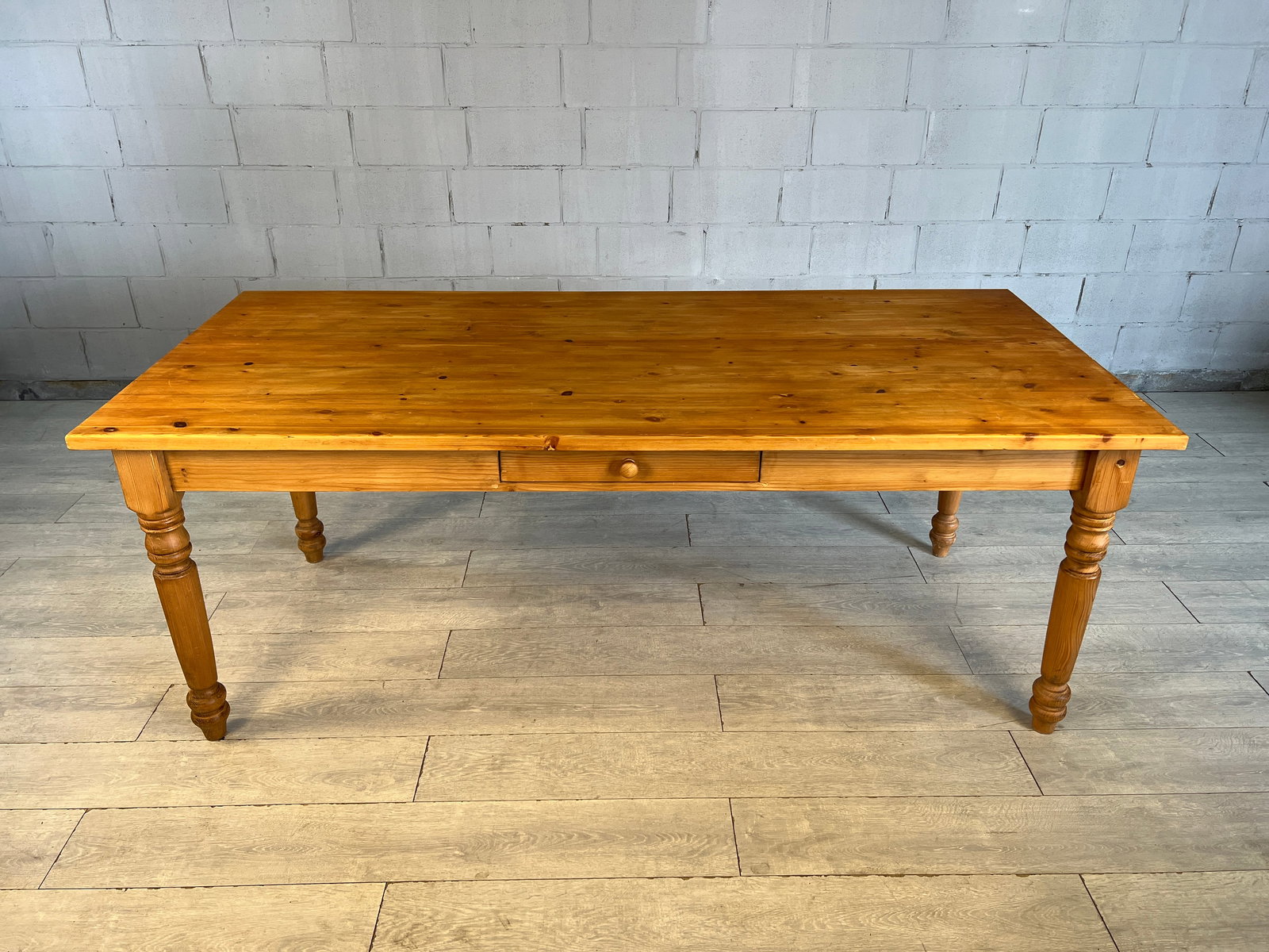 FRENCH PROVINCIAL PINE DINING TABLE (1 of 13)