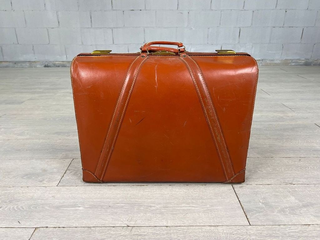 Swaine Adeney Brigg Chesterford Leather Suitcase Swaine Adeney Brigg Chesterford Leather Suitcase