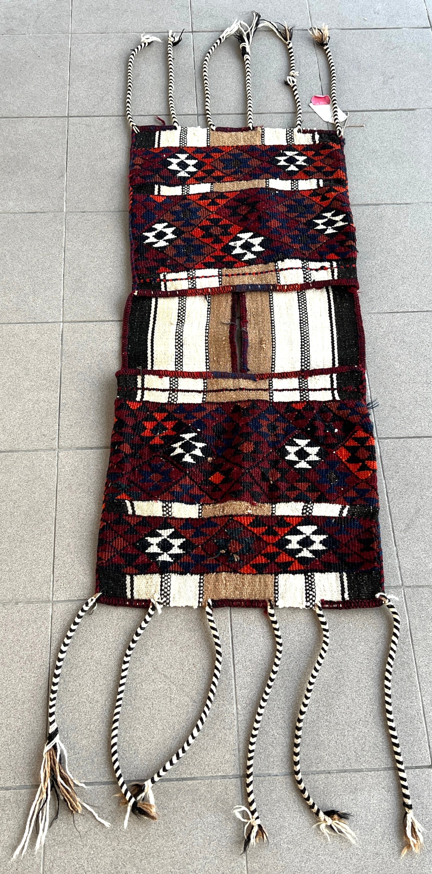 ANTIQUE WOOL SADDLE BAG (1 of 6)