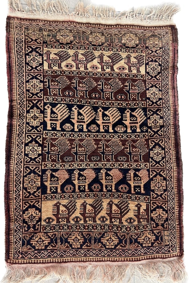 AFGHAN BALUCH WOOL RUG (1 of 6)