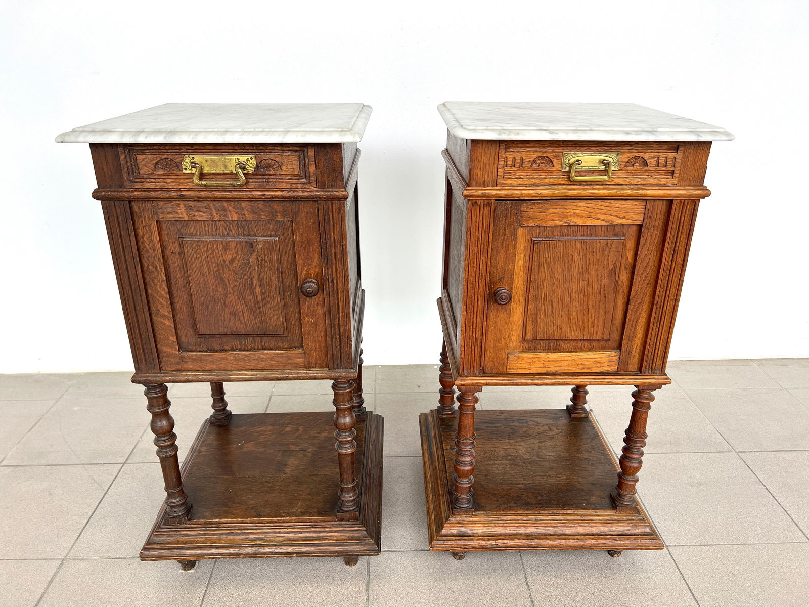 (2) FRENCH NIGHTSTANDS WITH MARBLE TOP (1 of 14)