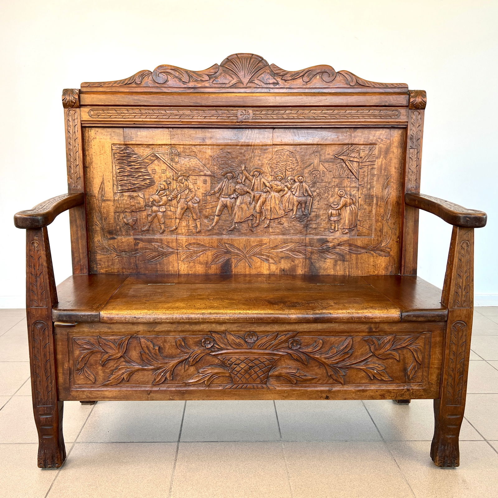 DUTCH CARVED OAK HALL BENCH (1 of 14)