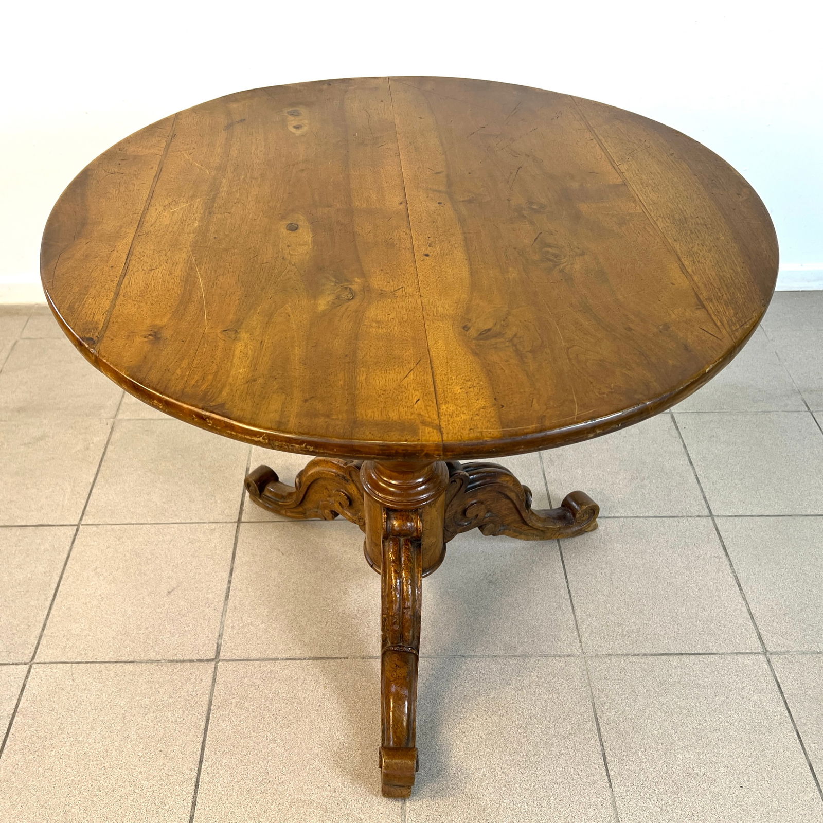 ENGLISH ROUND BREAKFAST SIDE TABLE (1 of 10)