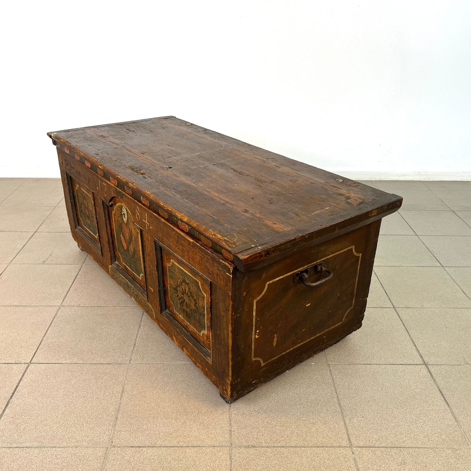 ANTIQUE FOLK ART CHEST, C.1784 (1 of 15)