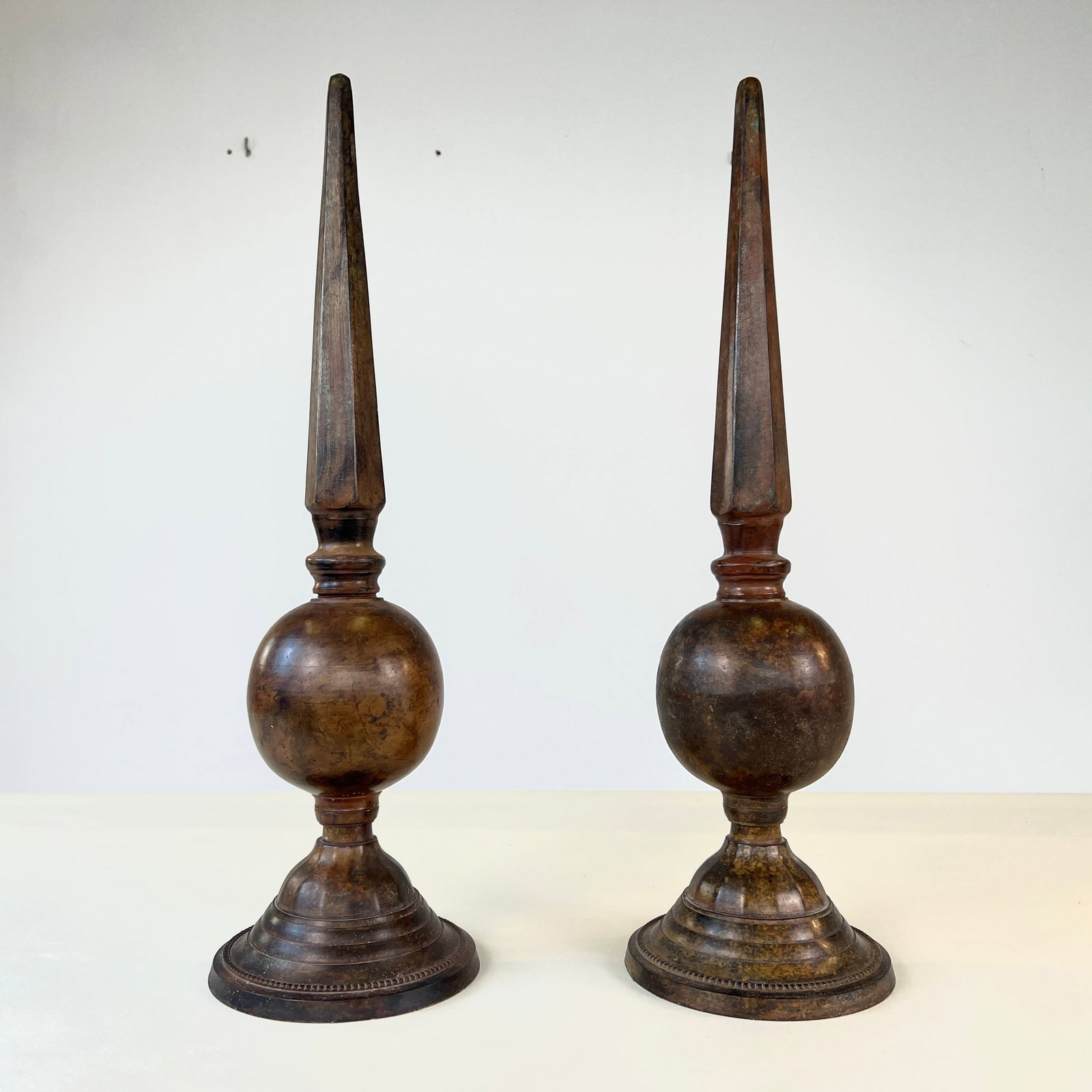 (2) VINTAGE MANTLE DECORATIONS: Dimensions: H 22.5" x W 5.7". Set of 2 mantle spike decorations. Flat rate shipping to US available.