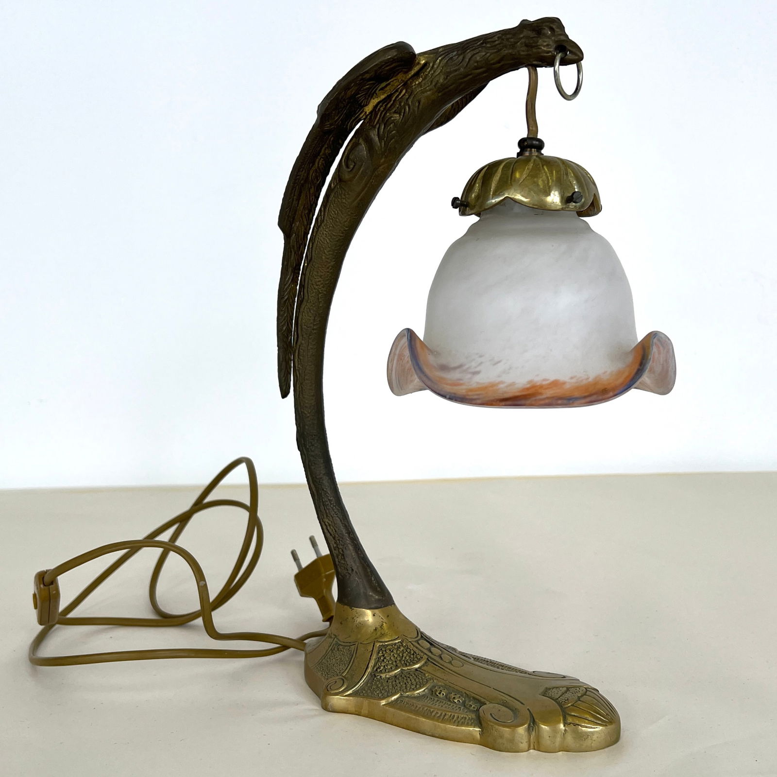 ANTIQUE BRONZE EAGLE TABLE LAMP (1 of 9)
