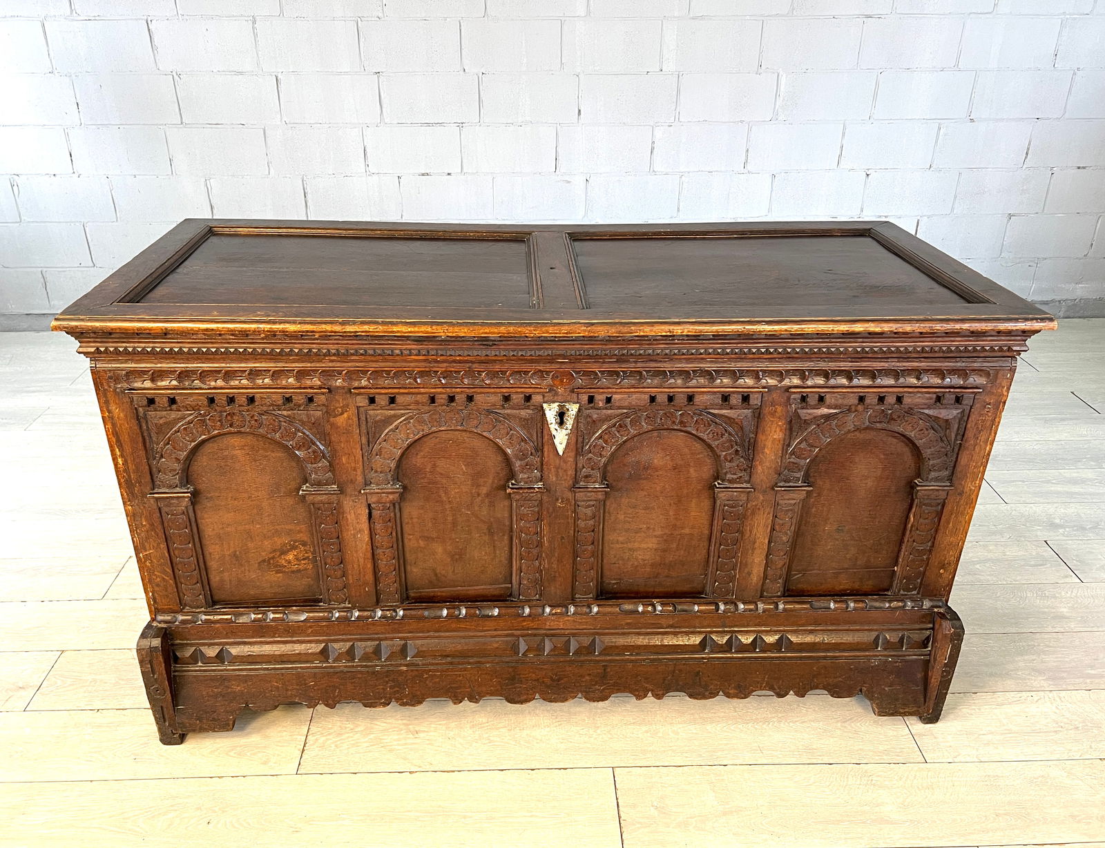 ANTIQUE CARVED OAK COFFER CHEST (1 of 14)