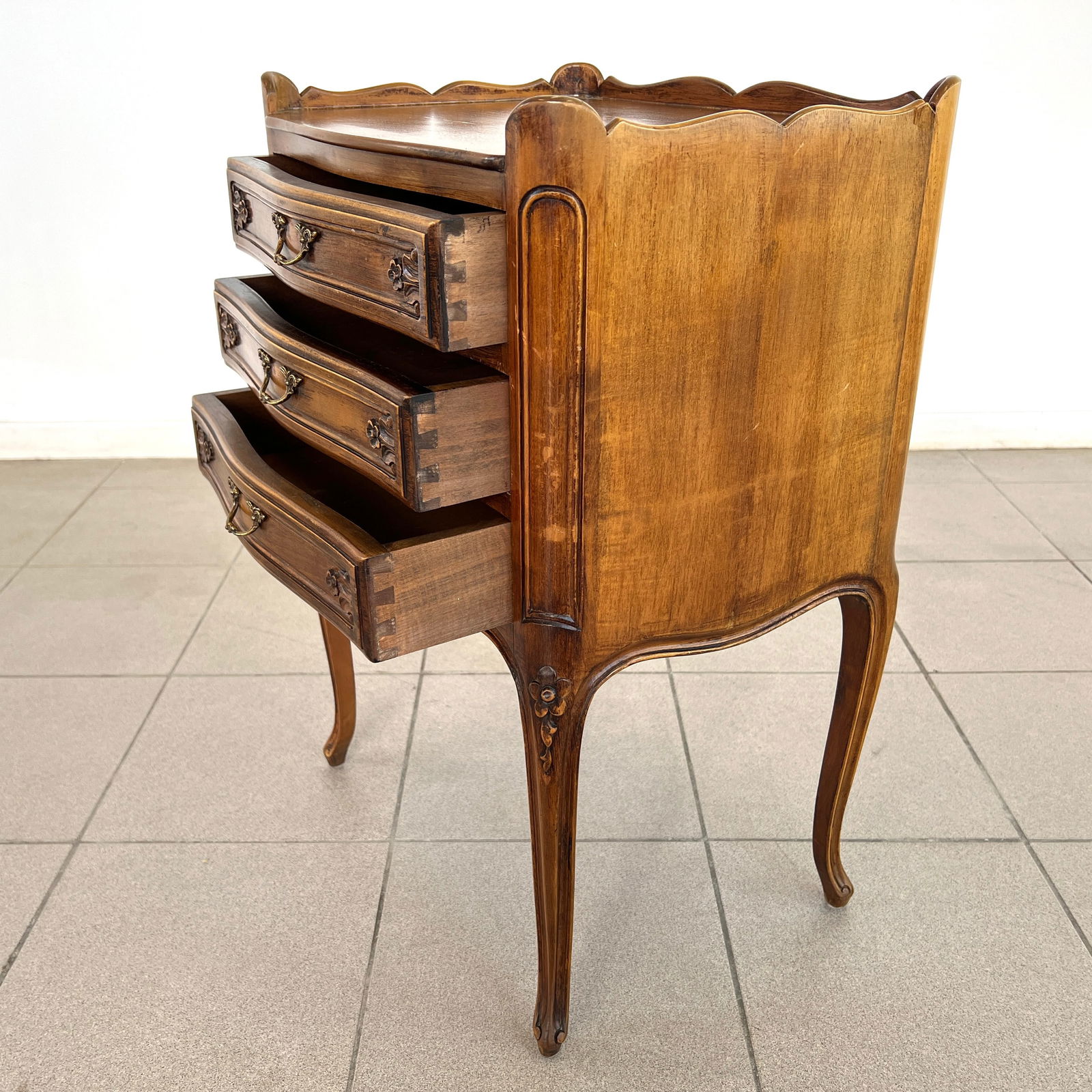 LOUIS XV BEDSIDE TABLE (1 of 11)