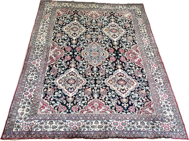 HAND-KNOTTED PERSIAN KHORASSAN RUG (1 of 9)