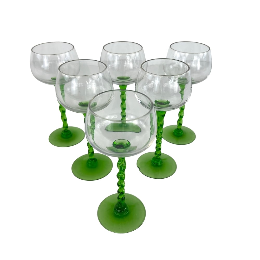 (6) GREEN STEM WINE GLASSES, CRYSTAL STEMWARE, 1970S: Dimensions: H 6.7” x W 2.5”. Set of 6 Crystal glasses with twisted stem.