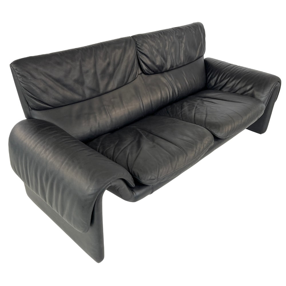 DE SEDE DS 2011 BLACK LEATHER SOFA (1 of 11)