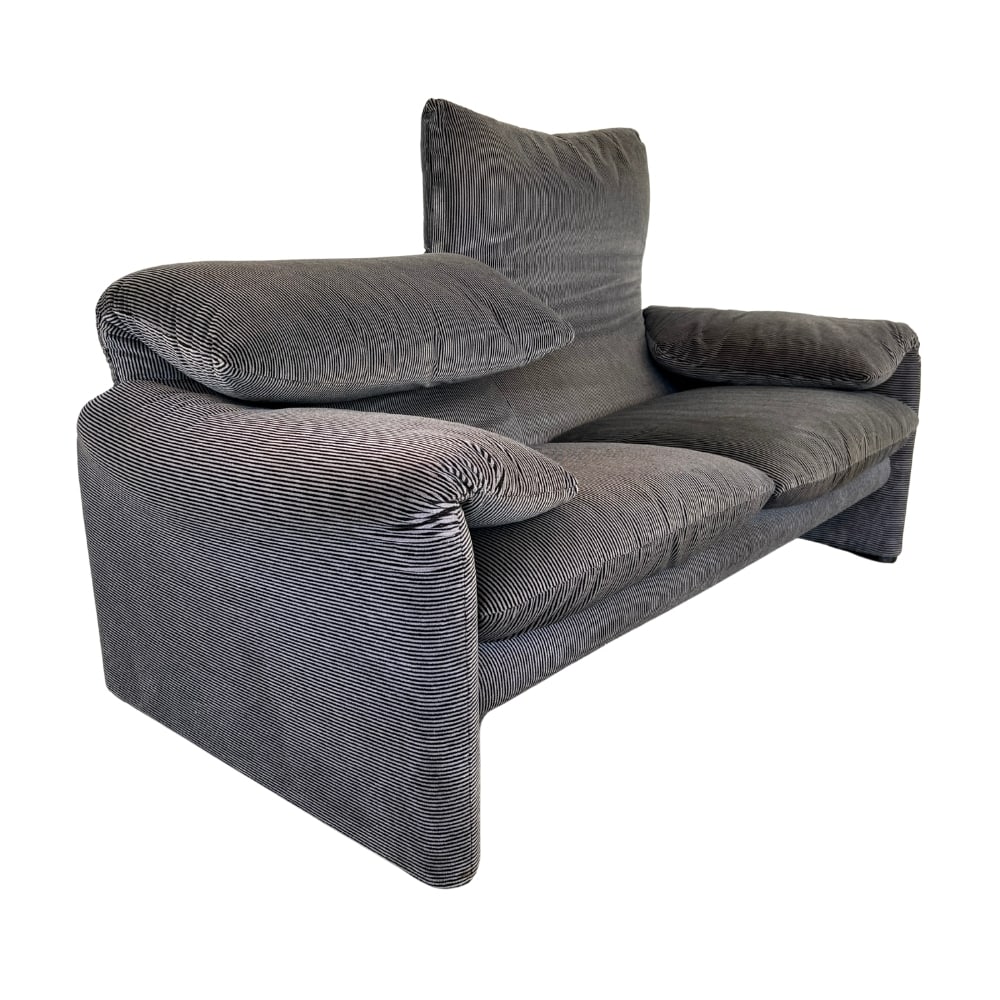 TWO-SEATER SOFA BY VICO MAGISTRETTI FOR CASSINA (1 of 14)