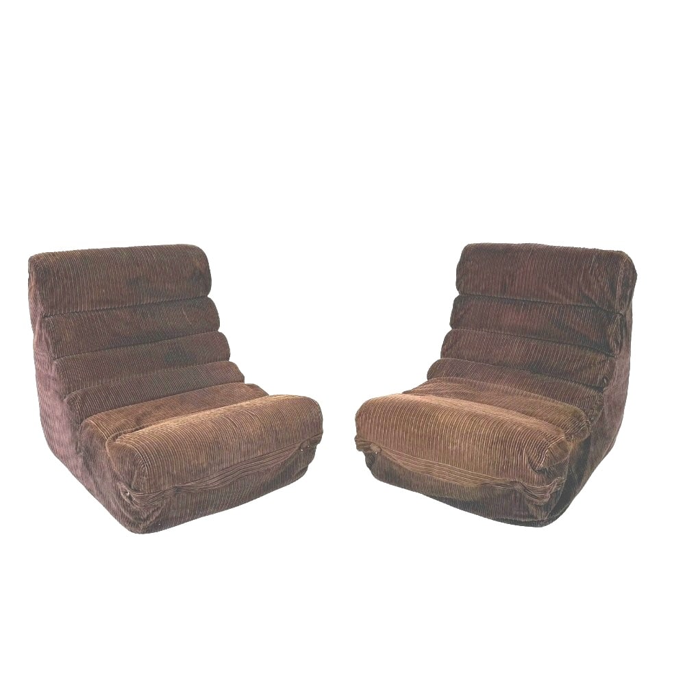 (2) VINTAGE VELVET FIRESIDE CHAIRS, 1970s (1 of 20)