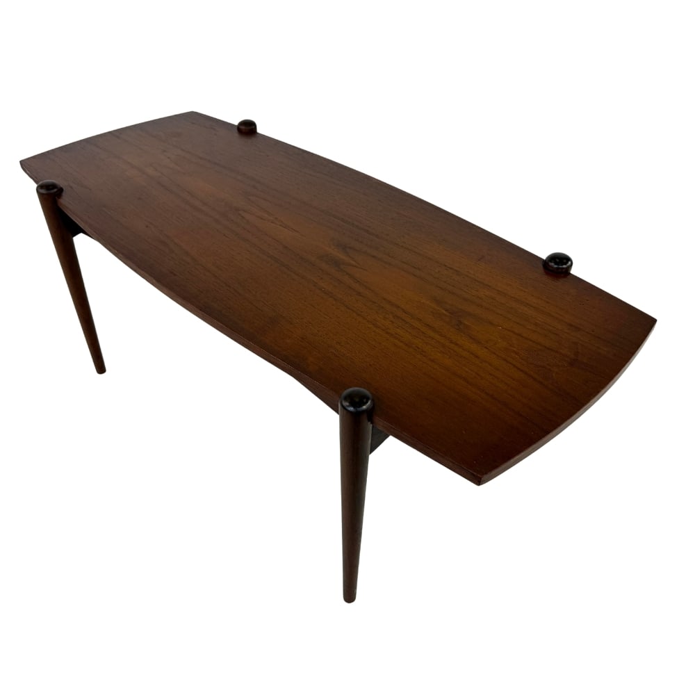 COFFEE TABLE FROM DUX, 1960s: Dimensions: H 17.7” x W 47.3” x D 20.5”. Mid-Century Modern coffee table from Dux with removable top.