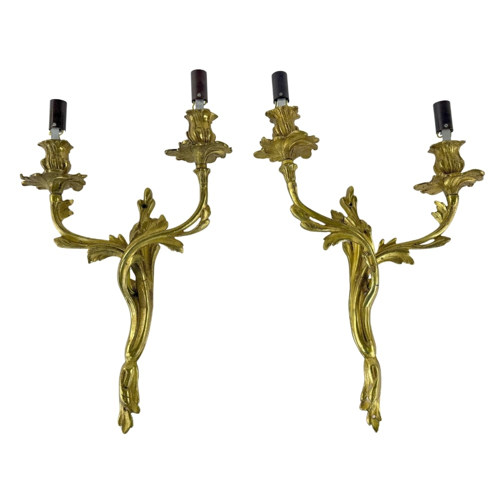 (2) LOUIS XV STYLE BRONZE SCONCES (1 of 7)