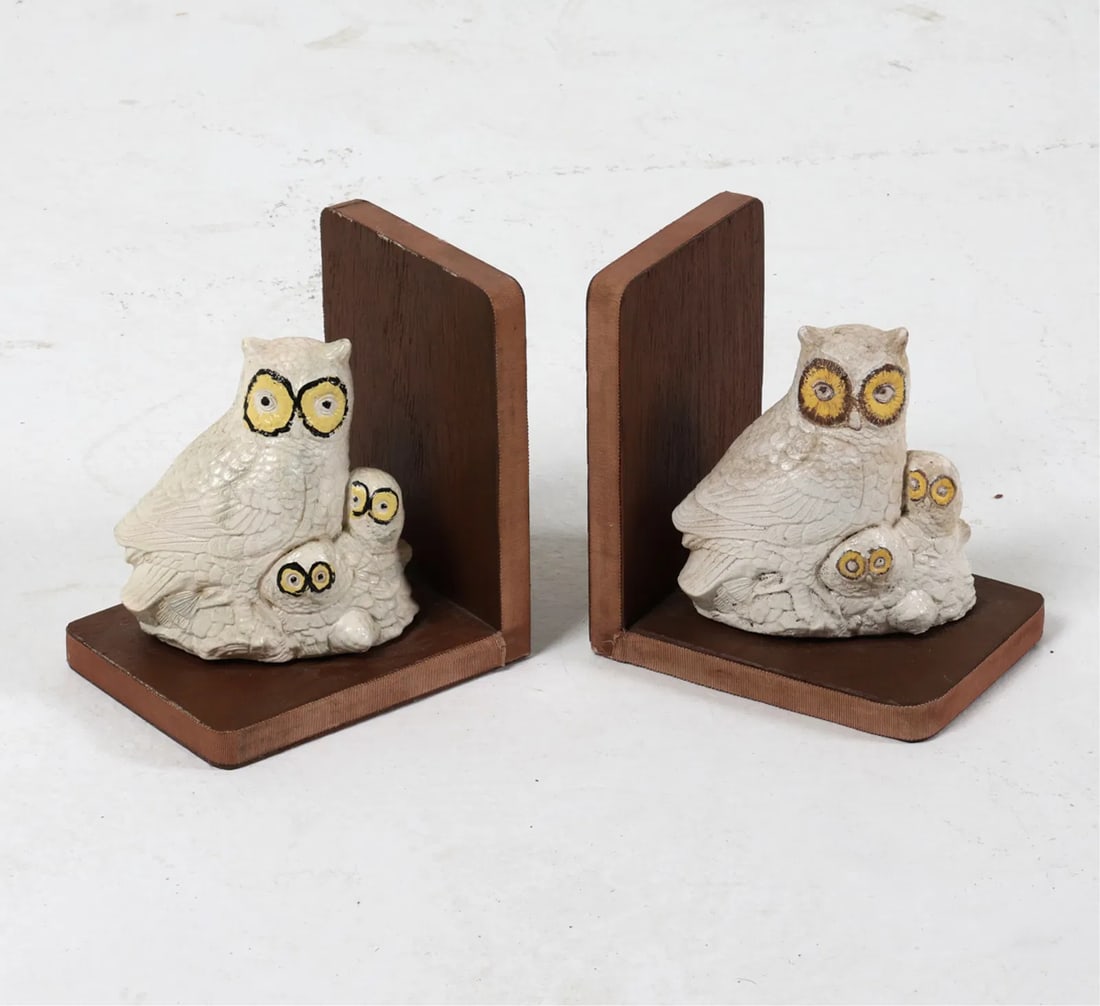 (2) CERAMIC OWL BOOKENDS (1 of 9)