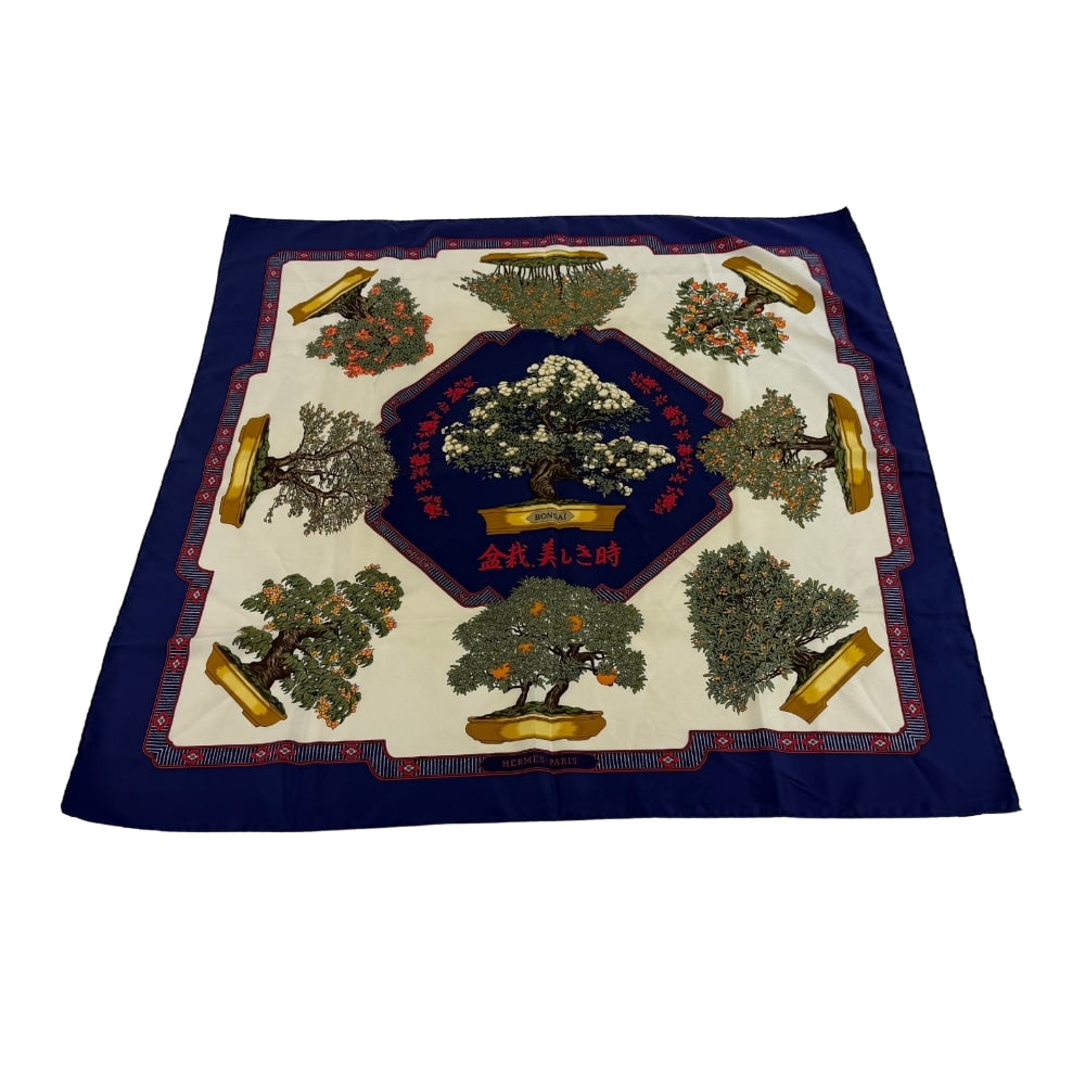 HÈRMES CARRE 90 SILK SCARF (1 of 8)