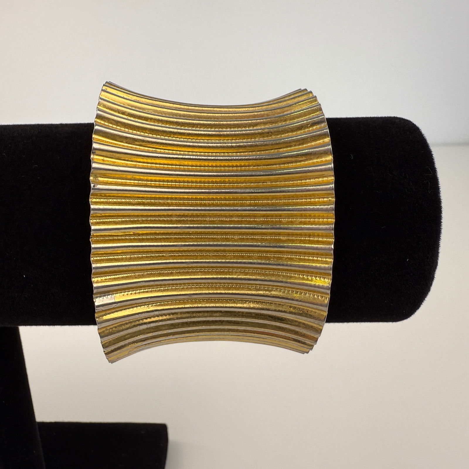 PARK LANE CUFF BRACELET (1 of 5)