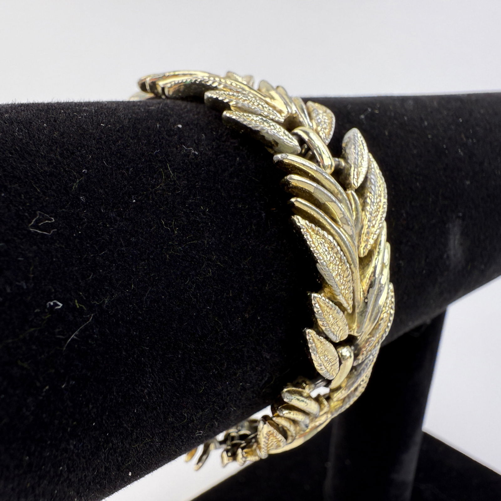 CORO PEGASUS BRACELET (1 of 5)